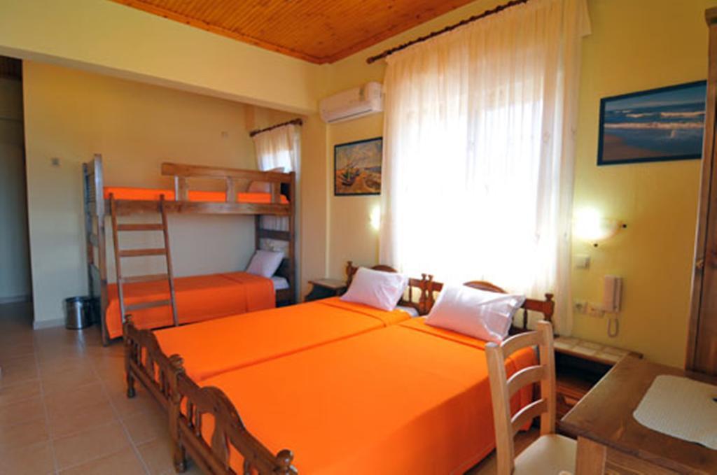 Sikoudis Gorgona Beach Skala Rachoni  Kamer foto