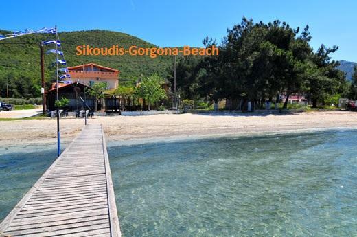 Sikoudis Gorgona Beach Skala Rachoni  Buitenkant foto